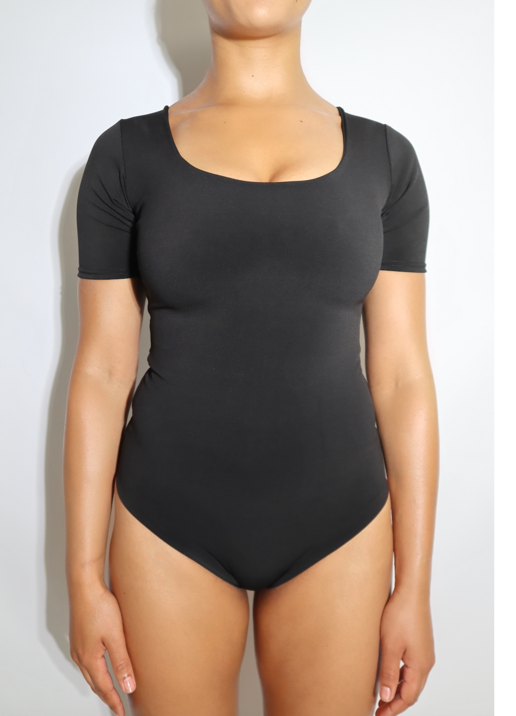 Scoop Neck Short Sleeve Bodysuit - Black / S